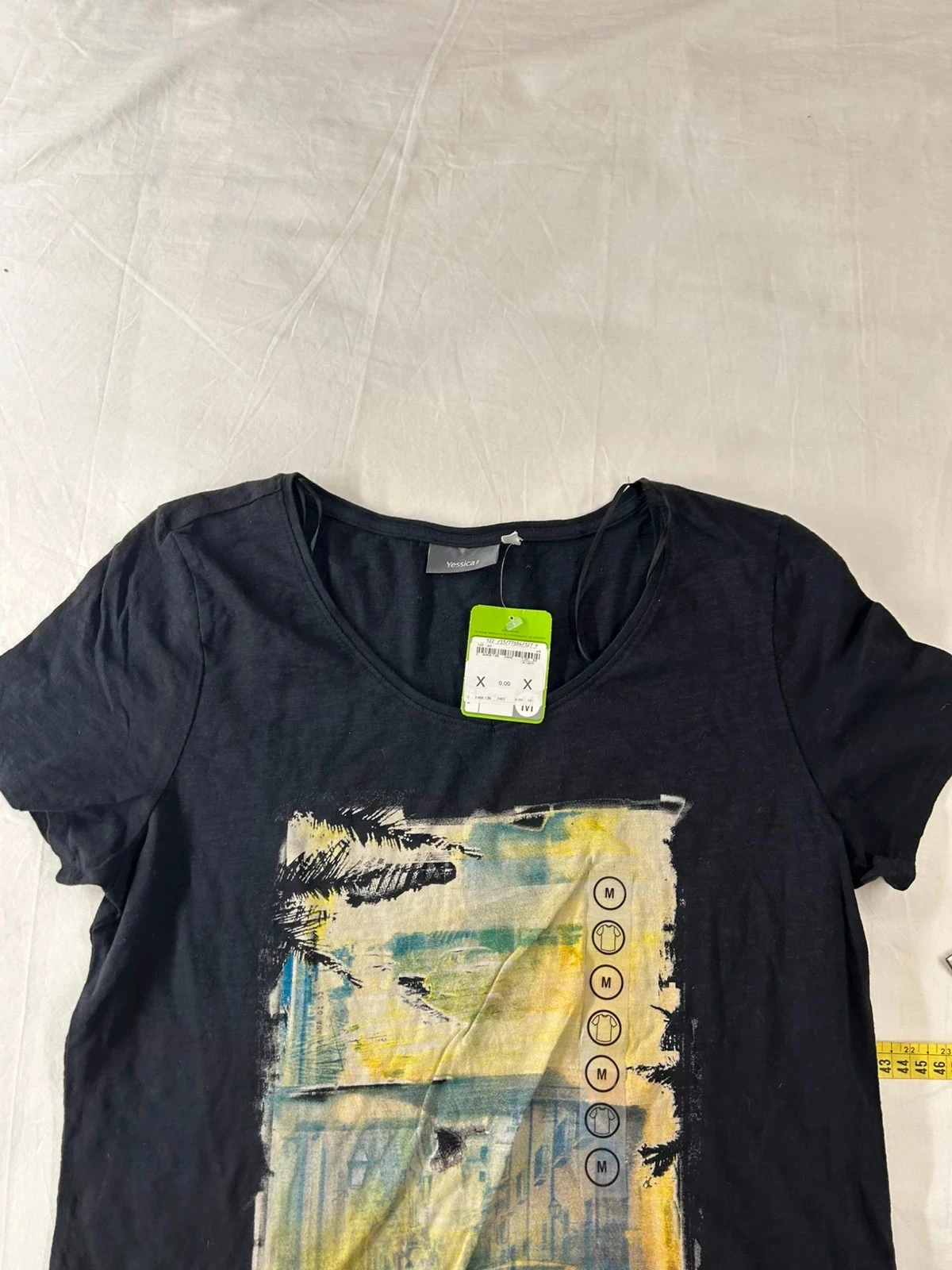 Zwart T-shirt met vintage patronen Yessica C&A – photo 4